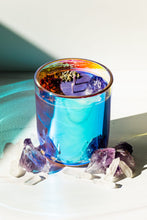 Indlæs billede til gallerivisning Vegan Soy Hemp-Infused Crystal Affirmation Candle | I AM
