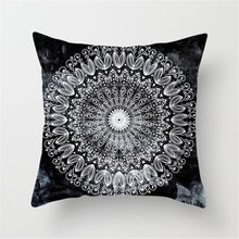 Lade das Bild in den Galerie-Viewer, Mandala Pattern Cushion Cover Yoga Bohemian Tassel Paisley Throw Cozy Pillow Cover Meditation Cushion Decorative