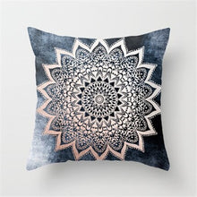 Lade das Bild in den Galerie-Viewer, Mandala Pattern Cushion Cover Yoga Bohemian Tassel Paisley Throw Cozy Pillow Cover Meditation Cushion Decorative