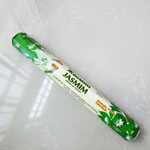 Load image into Gallery viewer, T 36 Fragrances India Incense Stick Handmade Aromatherapy Sticks 20 Sticks Per Box Sandalwood Lavender Meditation Incenses