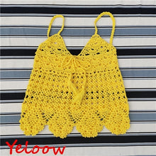 Načíst obrázek do prohlížeče Galerie, Crochet crop top