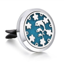 Load image into Gallery viewer, New Aromatherapy Car Perfume Diffuser Stainless Steel 30mm Magnetic Aroma Diffuser Locket Car Air Freshener Vent Clip + 1pcs Pad