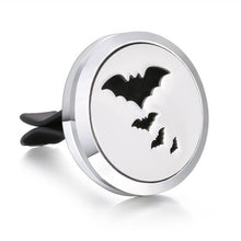 Load image into Gallery viewer, New Aromatherapy Car Perfume Diffuser Stainless Steel 30mm Magnetic Aroma Diffuser Locket Car Air Freshener Vent Clip + 1pcs Pad